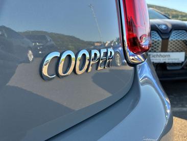 Mini Cabrio COOPER — photo 18
