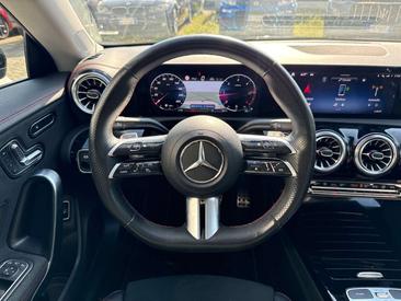 Mercedes CLA 200 Premium Plus — photo 13