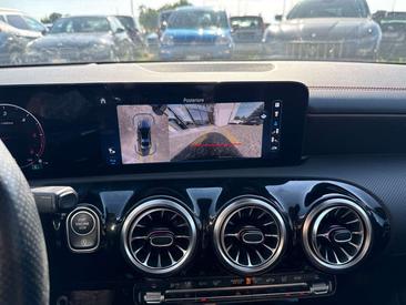 Mercedes CLA 200 Premium Plus — photo 15
