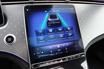 Mercedes EQE 300 AMG Line — photo 16