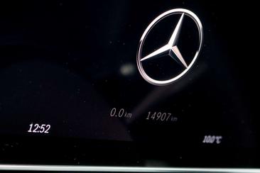 Mercedes EQE 300 AMG Line — photo 26
