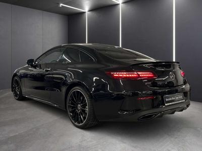 Mercedes Classe E Coupé 400 Night Edition