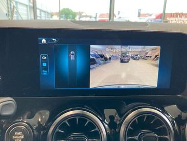 Mercedes GLA 250 AMG Line — photo 13