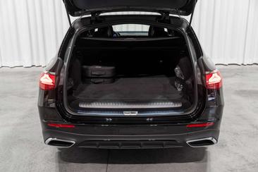 Mercedes Classe E Break 300 AMG Line — photo 20
