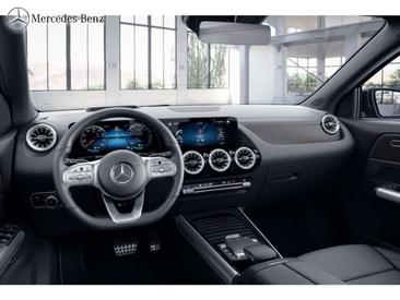 Mercedes GLA 250 Night Edition — photo 7