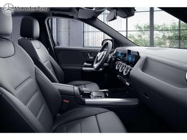 Mercedes GLA 250 Night Edition — photo 8