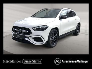 Mercedes GLA 200 Night Edition — photo 3