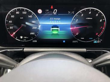 Mercedes GLA 200 Night Edition — photo 10
