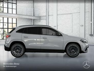 Mercedes GLA 200 Night Edition — photo 18