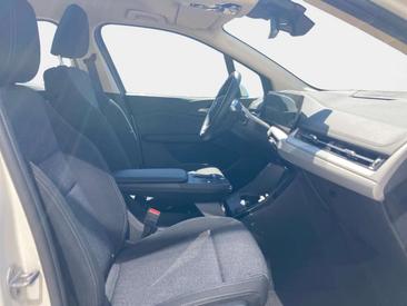 BMW Série 2 220 — photo 11