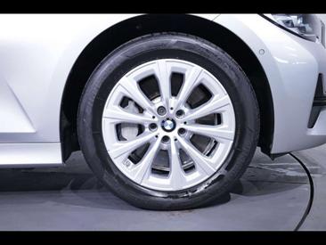 BMW Série 3 Touring 330e — photo 8