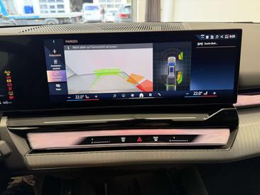 BMW I5 XDrive40 — photo 9