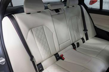 BMW Série 3 Berline 330e — photo 18