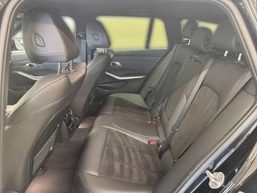 BMW 320 320e XDrive — photo 5