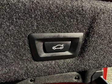 BMW 320 Sport E — photo 6