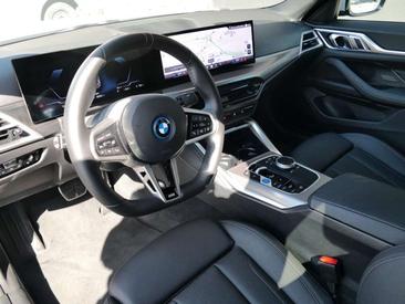 BMW I4 M Sport EDrive40 — photo 6