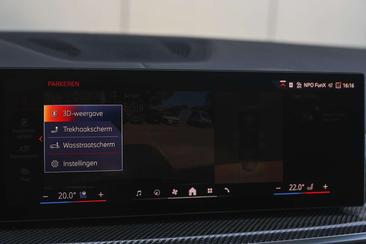 BMW X5 M Sport XDrive50e — photo 22
