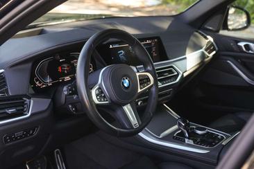 BMW X5 M Sport XDrive45e — photo 9