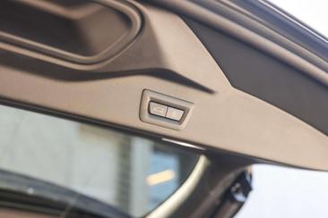BMW X5 M Sport XDrive50e — photo 40