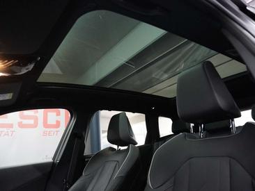 BMW X3 M50 XDrive — photo 17