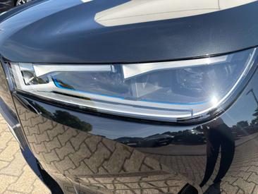 BMW IX Sport XDrive40 — photo 13