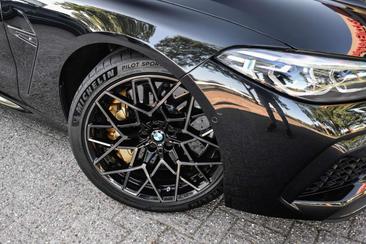 BMW M8 Competition — photo 49
