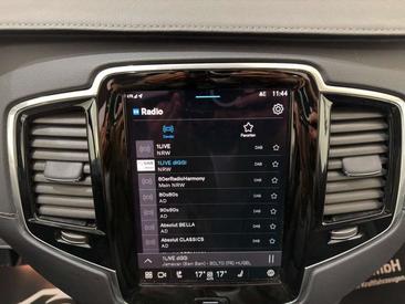 Volvo XC90 T8 Plus — photo 36