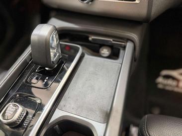 Volvo XC90 T8 Plus — photo 40