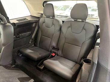 Volvo XC90 — photo 20
