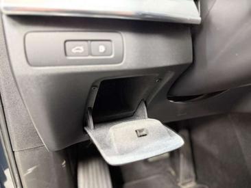 Volvo XC90 — photo 25
