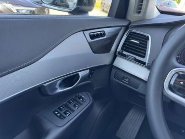 Volvo XC90 Ultimate — photo 25