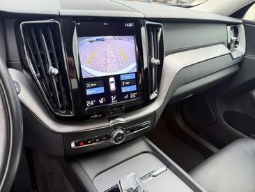 Volvo XC60 Inscription — photo 10