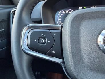 Volvo XC40 T5 Recharge Ultimate — photo 25