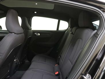 Volvo C40 Recharge PLUS — photo 8