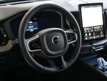 Volvo XC60 B5 Plus — photo 9