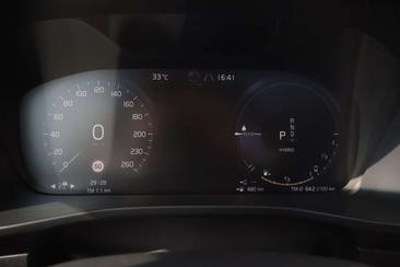 Volvo XC40 T4 Recharge Ultimate — photo 13