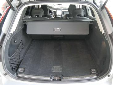 Volvo XC60 B5 Plus — photo 16