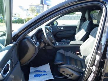 Volvo XC60 B5 Plus — photo 11