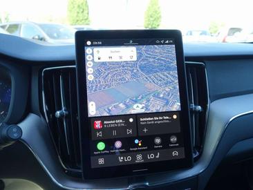 Volvo XC60 B5 Plus — photo 14