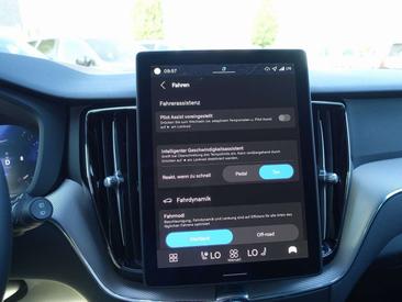 Volvo XC60 B5 Plus — photo 19