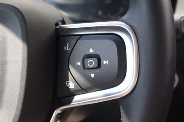 Volvo XC40 T4 Recharge Ultimate — photo 19