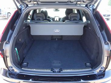 Volvo XC60 B5 Plus — photo 22