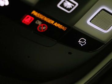 Volvo C40 Recharge PLUS — photo 29