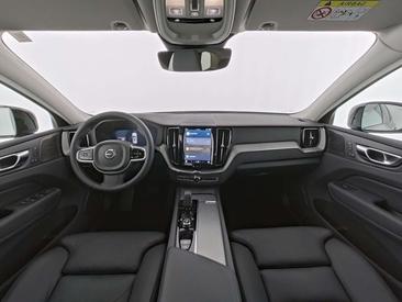 Volvo XC60 B5 Plus — photo 3