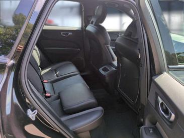 Volvo XC60 B5 Plus — photo 21