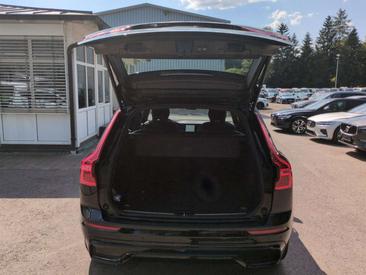 Volvo XC60 B5 Plus — photo 24
