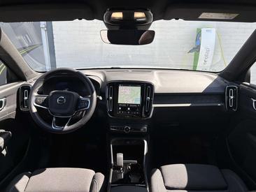 Volvo XC40 Recharge Plus — photo 5