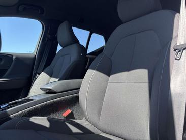 Volvo XC40 Recharge Plus — photo 6