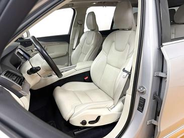 Volvo XC90 T8 Recharge Ultimate — photo 6