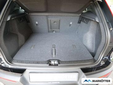 Volvo XC40 Recharge Plus — photo 9
